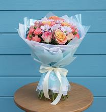 Букет цветов из:  Хризантемы и Розы в Новоаганске