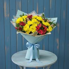 Букет цветов из:  Альстромерии и Хризантемы #REPLACE_PRED# Новоаганске