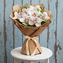 Букет цветов из:  Орхидеи и Розы в Новоаганске
